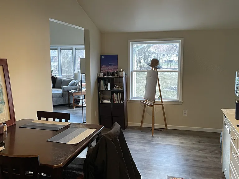 1811 Eastport Dr — Photo 8