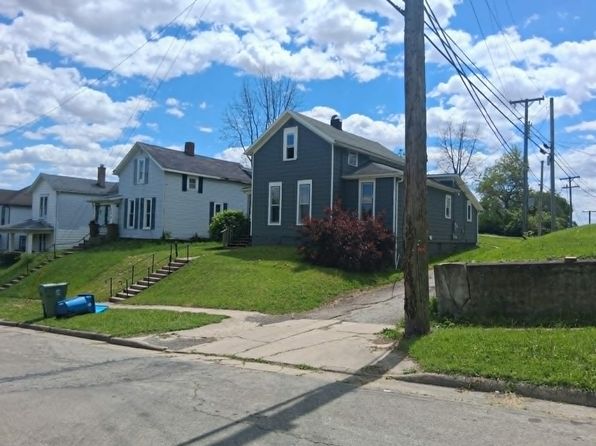 231 Forest St