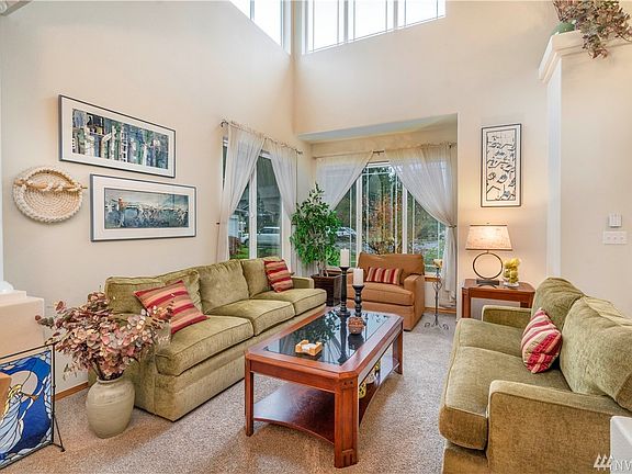4th image of 12602 194th Avenue Ct E