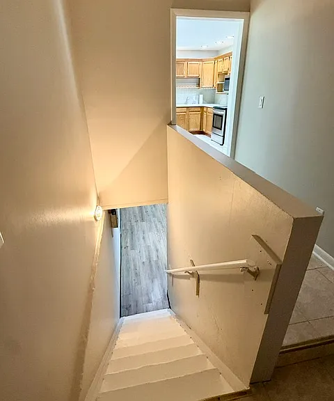 222 Westlea Dr — Photo 20