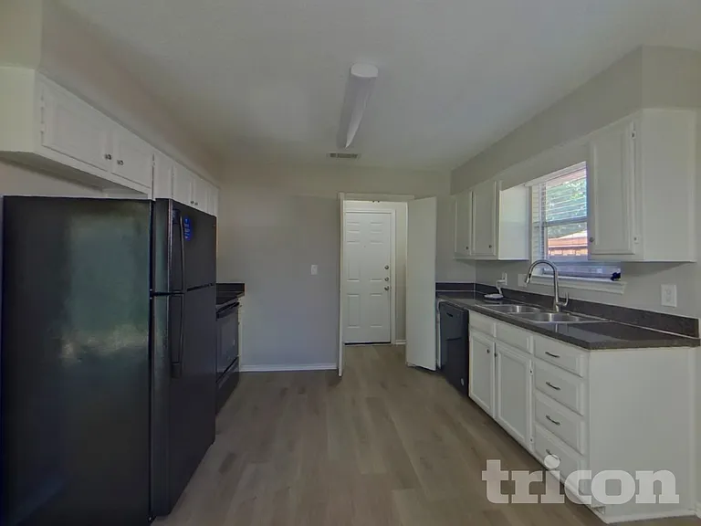 8620 Santa Clara Dr — Photo 6