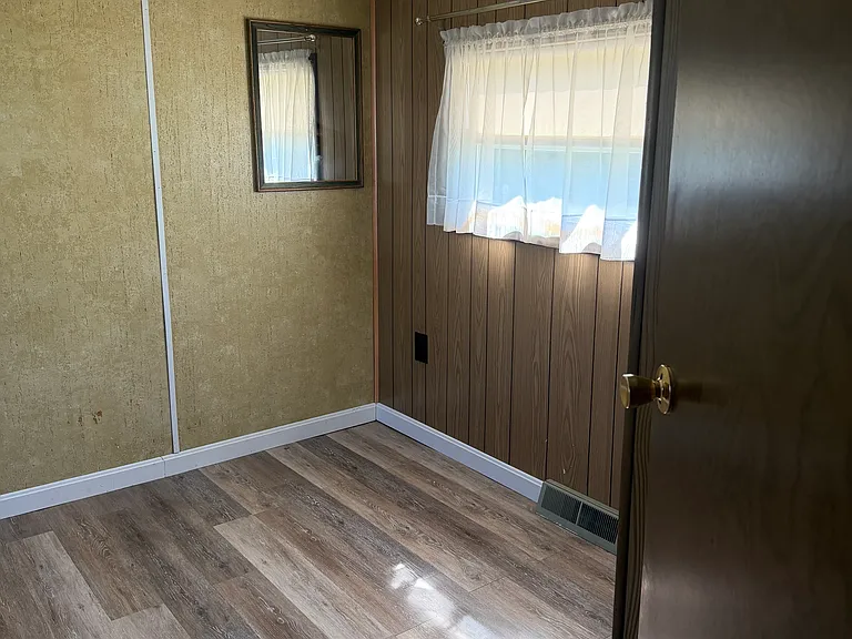 34 Windsor St #34 — Photo 9