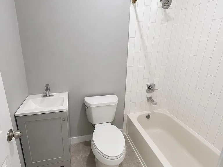 207 Governor St #2 — Photo 3