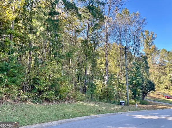 237 Emerald Pines Dr, Dallas, GA 30157