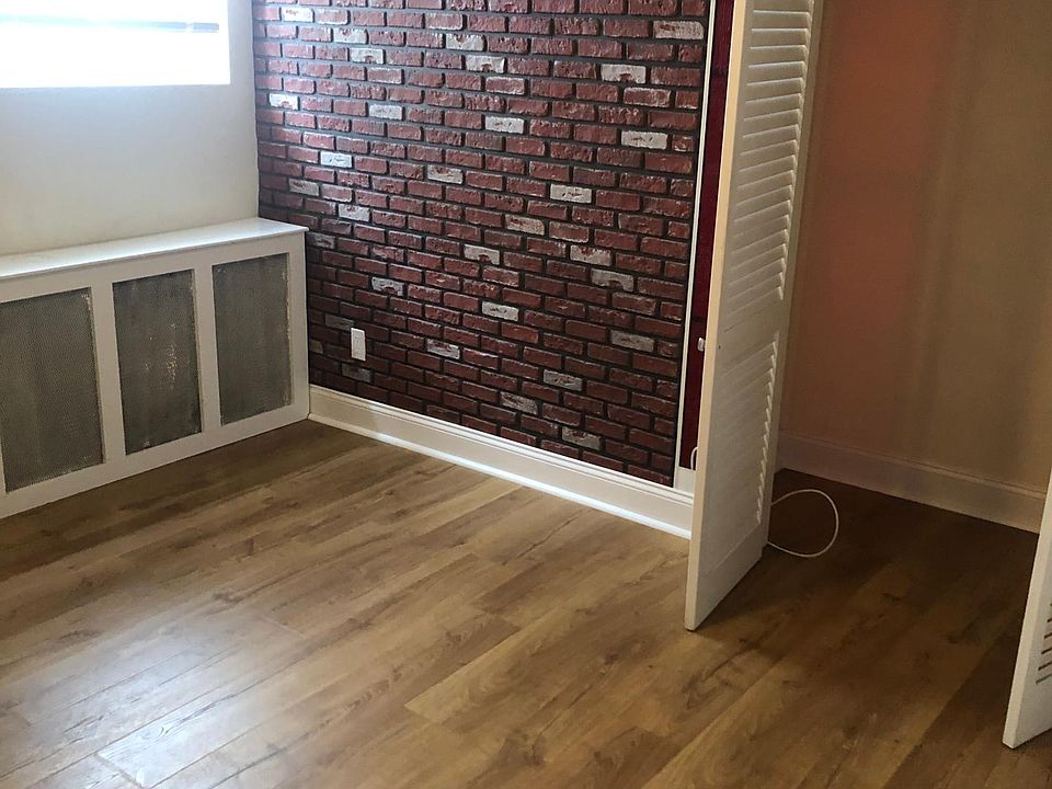 1st image of 166 1st St #1