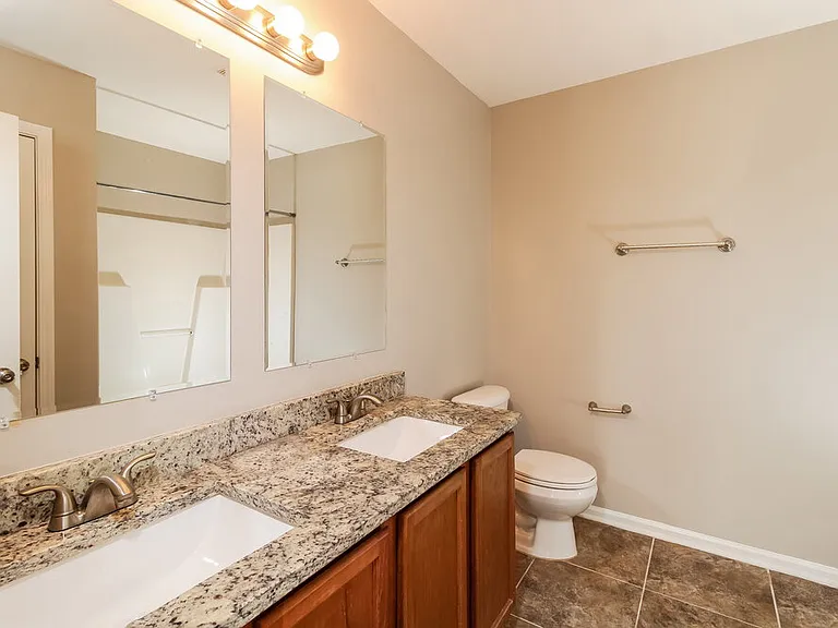 3 Sherbourne Ct — Photo 11