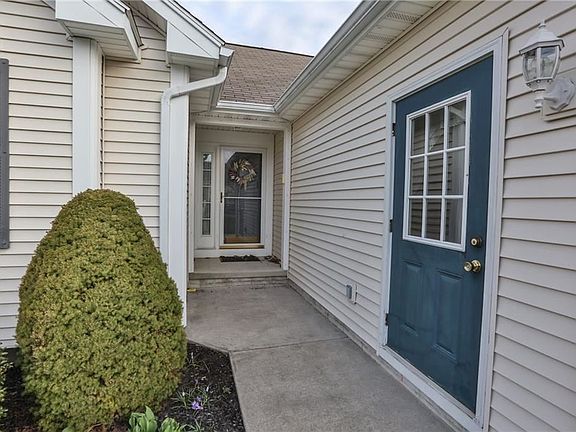2nd image of 122 Stewart Pl