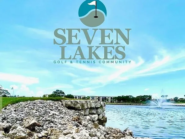 1740 Pine Valley Dr, Fort Myers, FL 33907