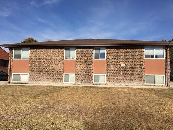 2nd image of 415 W 38th St APT 1