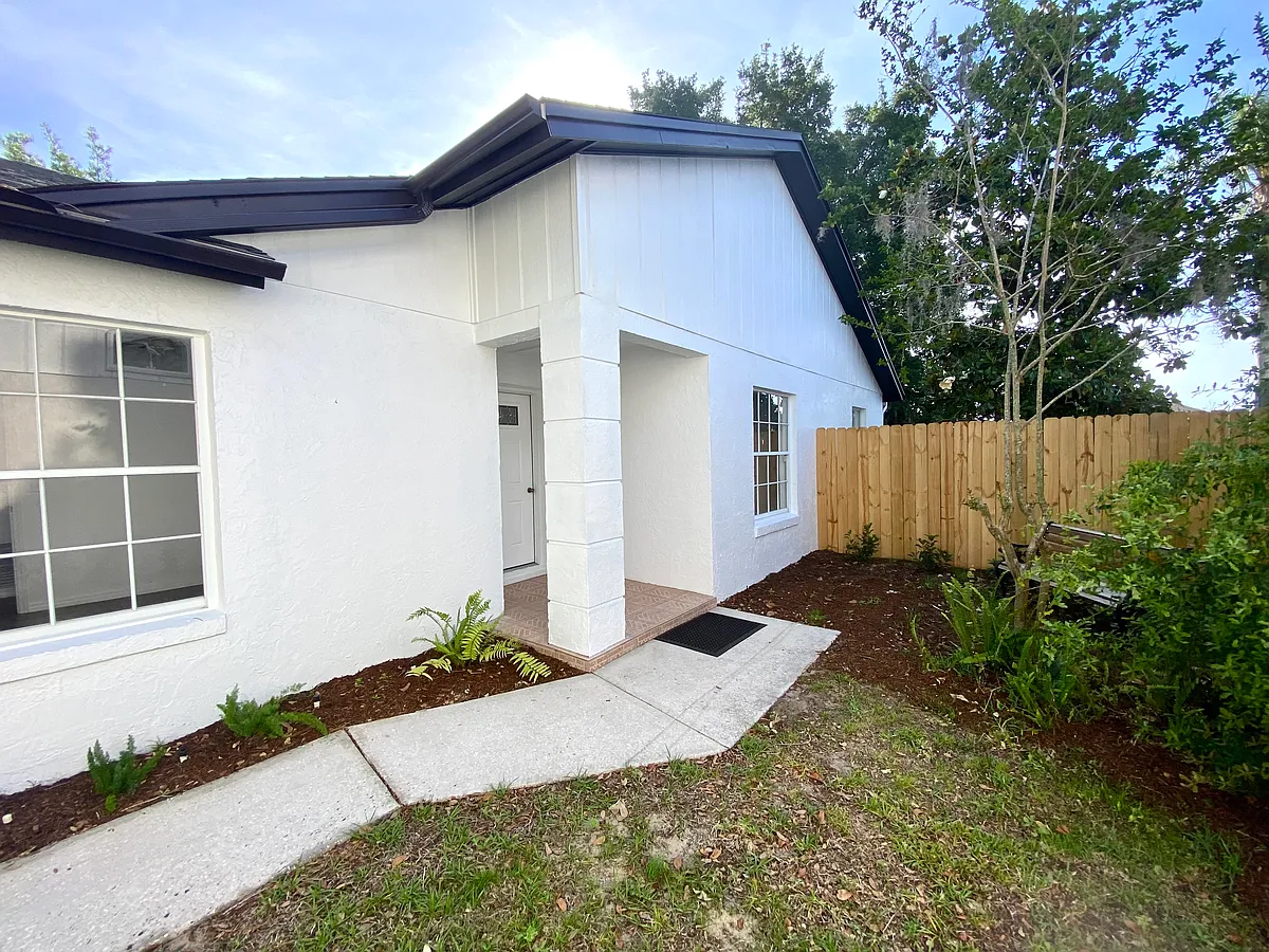 Building Photo - 7704 Water Oak Ct