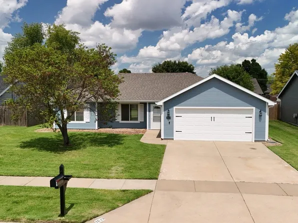 1613 E Republic Ave, Salina, KS 67401