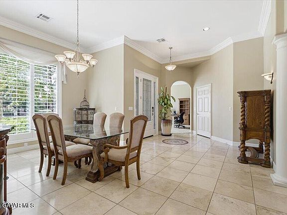 5th image of 4107 Paddock Way