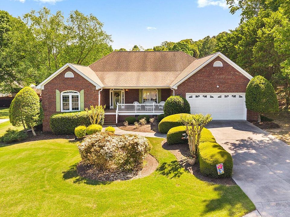 1st image of 409 Amanda Way