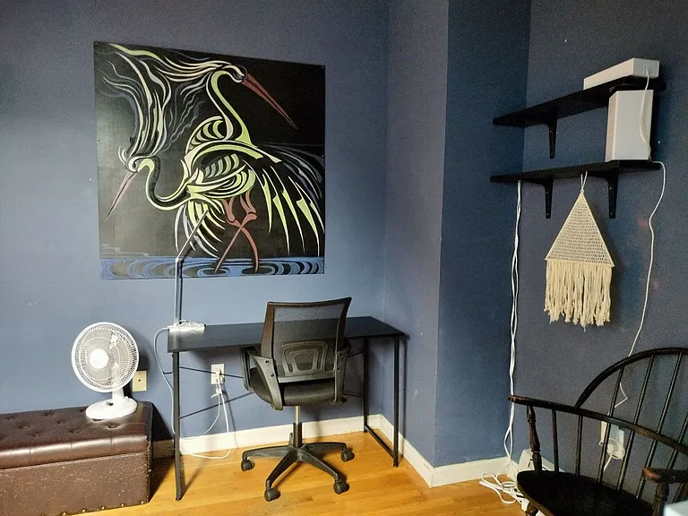 33 Lambert St #4 — Photo 1