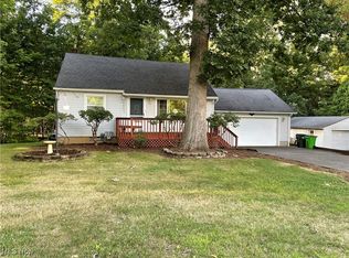 3389 Eastern Rd, Barberton, OH 44203