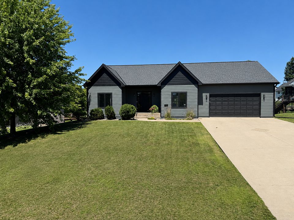1st image of 365 Trailstone Dr SW