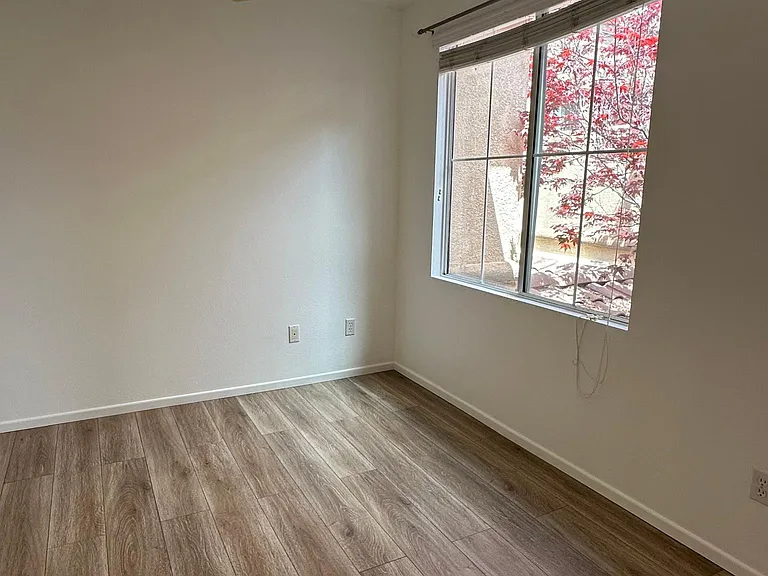 4460 Brisbane Way #3 — Photo 25