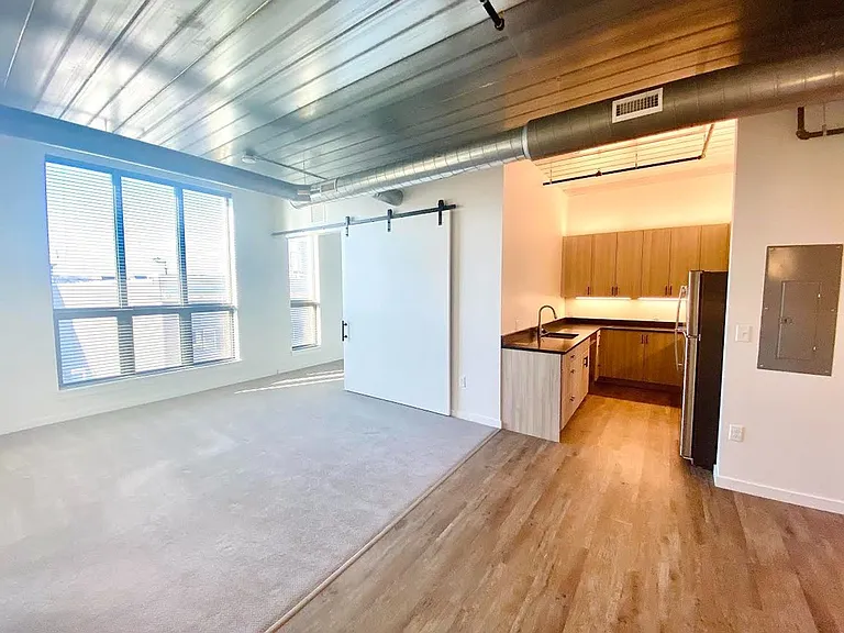 Kelley Square Lofts — Photo 1