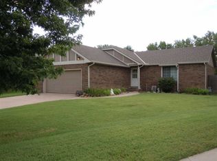 3706 N Rushwood Ct, Wichita, KS 67226