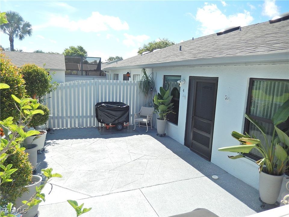 1st image of 9620 Villa Dr APT 4