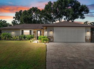 4428 Meadow Creek Cir, Sarasota, FL 34233