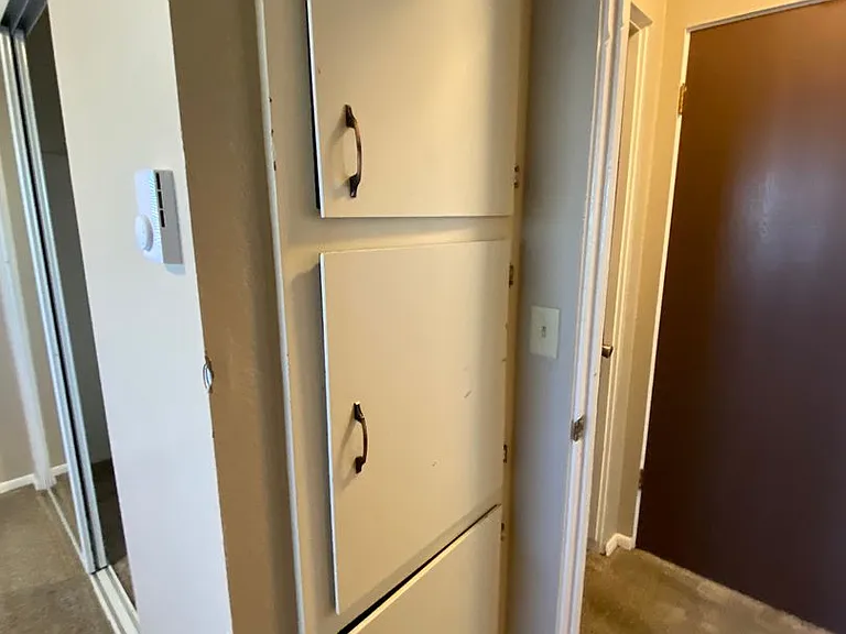 2718 Kateenah Way #4 — Photo 8