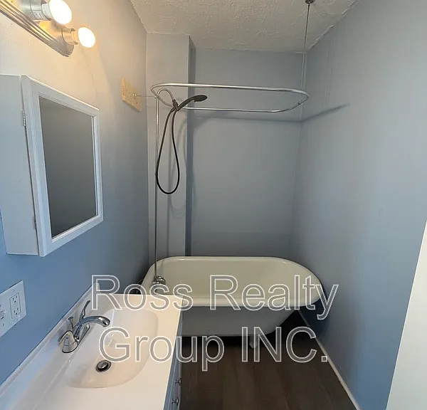 108 Field Ave — Photo 3