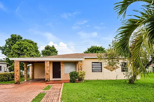 14221 Polk St Photo 1