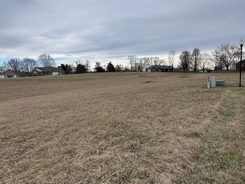 2nd image of 172 Remington Dr