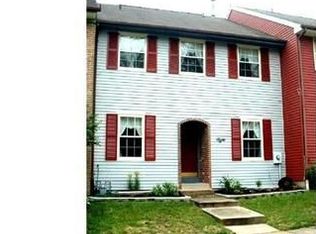 8 Meadowside Ct, Medford, NJ 08055
