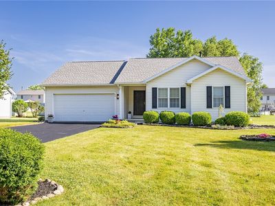 70 Alverstone Way, West Henrietta, NY, 14586