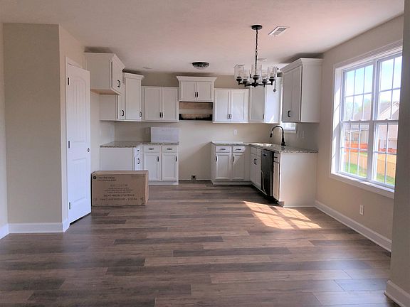 4th image of 146 Locust Run Lot 146