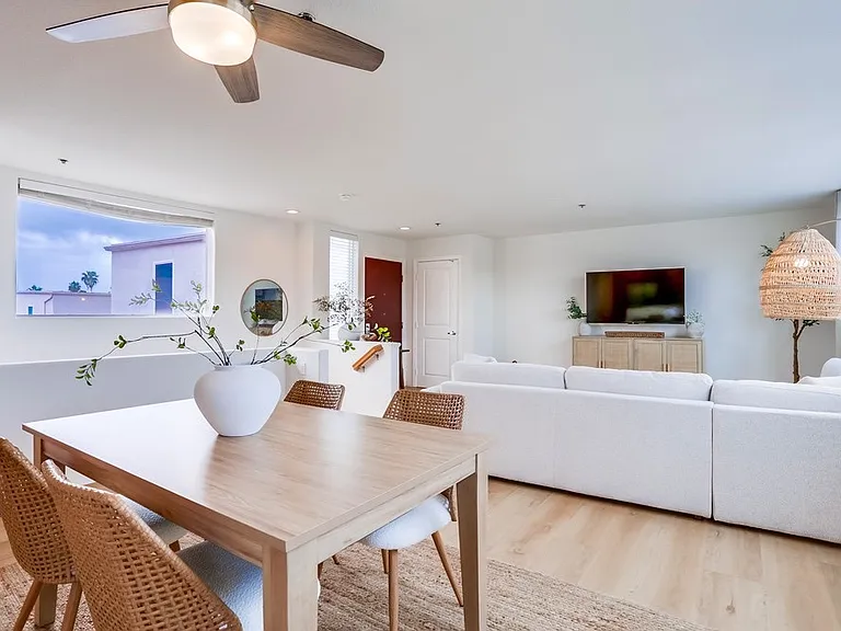 924 Hornblend St #311 — Photo 15