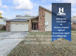 1209 S 29th St, Broken Arrow, OK 74014