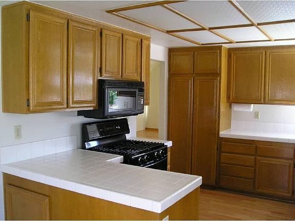 2nd image of 4506 Coronado Dr