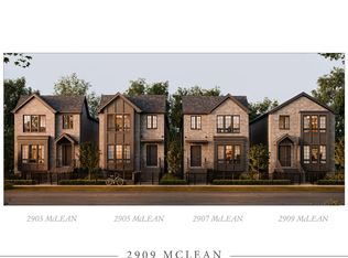 2909 W McLean Ave, Chicago, IL