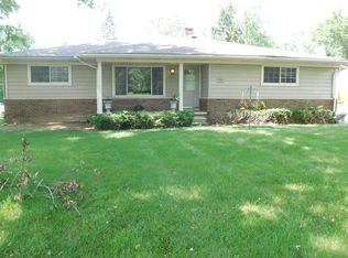 7990 Little Farm Ln, West Bloomfield, MI 48322