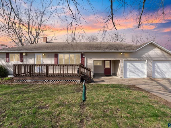 330 W Maple St, Tea, SD 57064