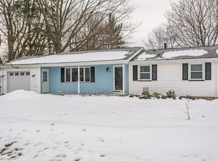 2115 Maiden Ln, Rochester, NY 14626