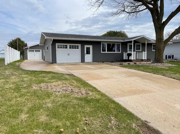 605 Maple Ln, Spring Valley, MN 55975