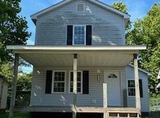 115 E 8th St, Washington, NC 27889
