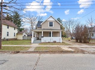 225 W Ridge St, Owosso, MI 48867