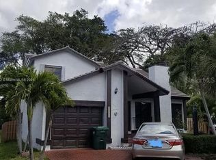 9535 SW 148th Pl, Miami, FL 33196