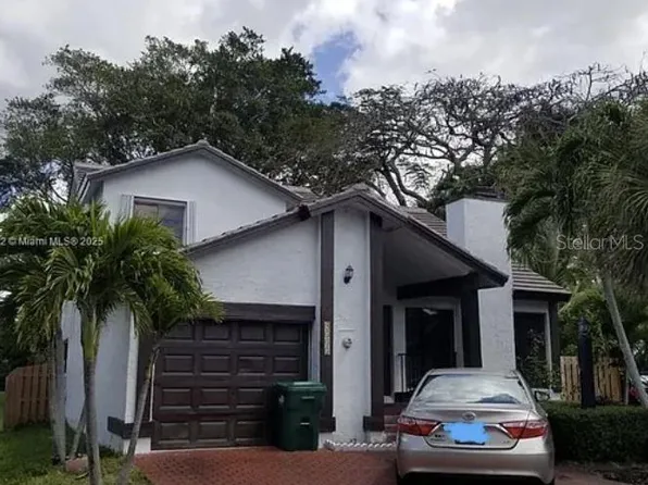 9535 SW 148th Pl, Miami, FL 33196