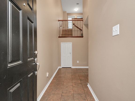 4th image of 12958 Iris Garden Ln