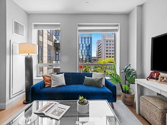 2nd image of 100 Shawmut Ave #414