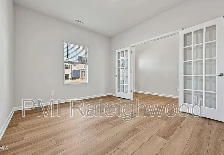 528 Bridger Dr — Photo 12