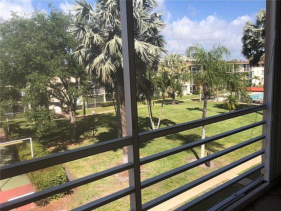 4th image of 4500 N Federal Hwy APT 356G