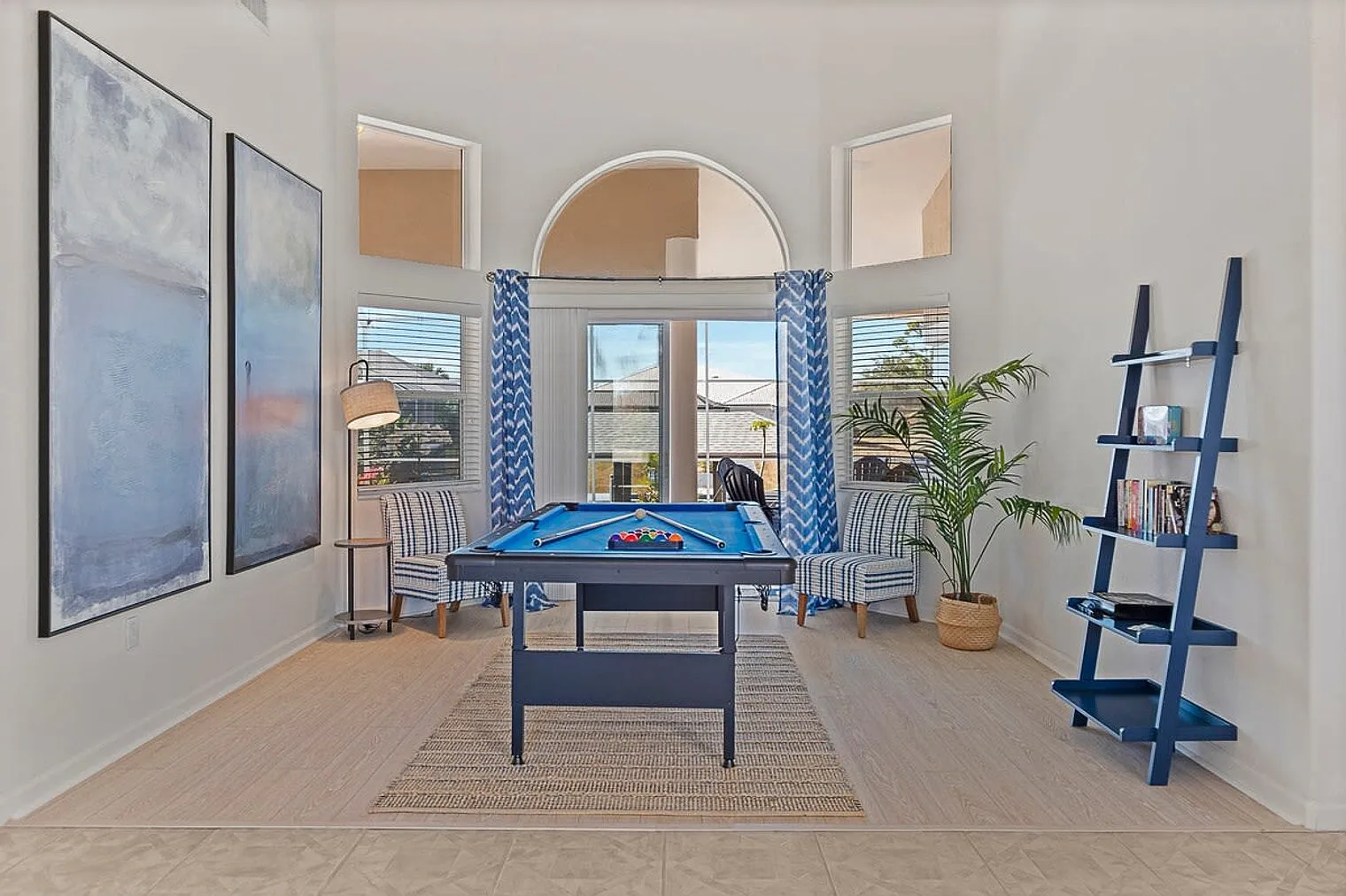 4 bed, 4.0 bath, 2798 sqft, $9,350 — Photo 4