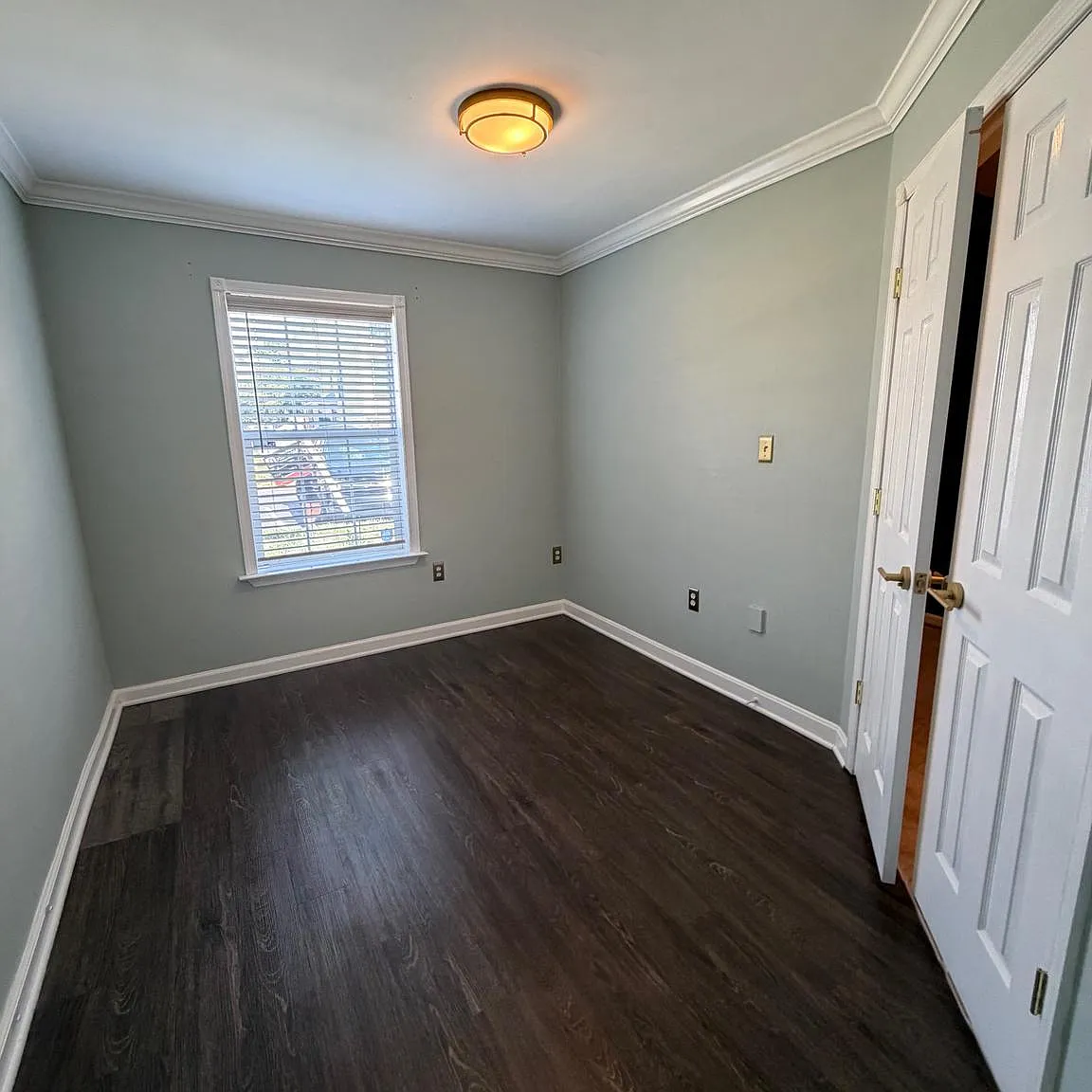 2 bed, 2304 sqft, $2,500 — Photo 3